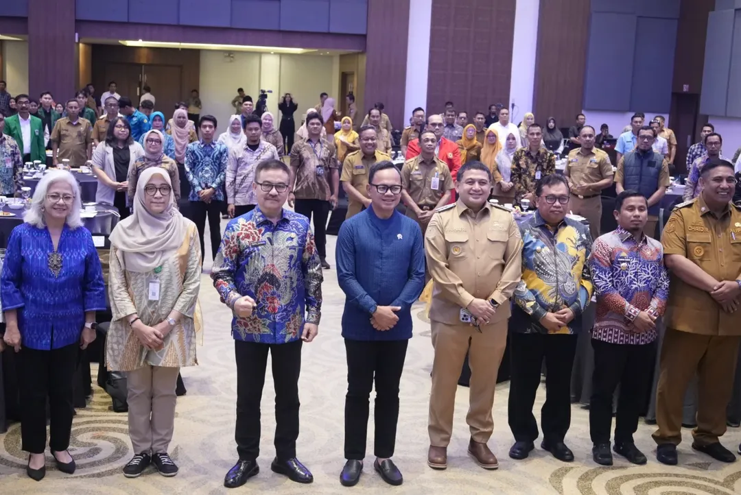 Kepala Bappeda Kota Makassar Hadiri Green Leadership Forum II